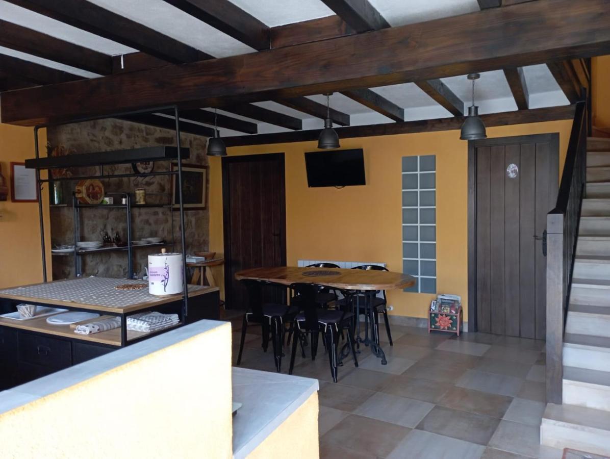 Apartamento Inma Enea Armananzas Exterior foto